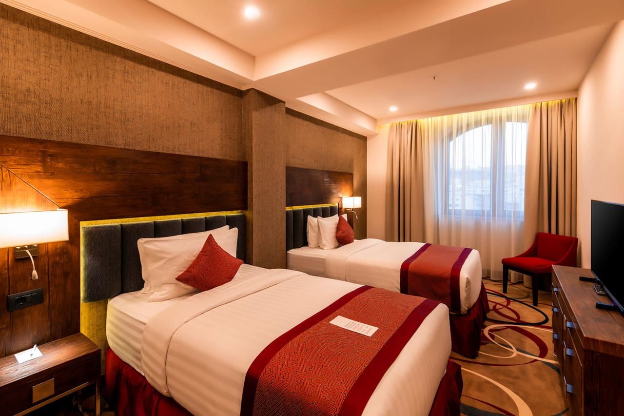 Отель Ramada Hotel & Suites by Wyndham Yerevan Ереван-17