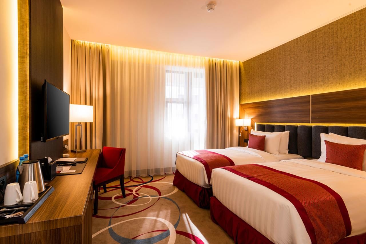 Отель Ramada Hotel & Suites by Wyndham Yerevan Ереван-5