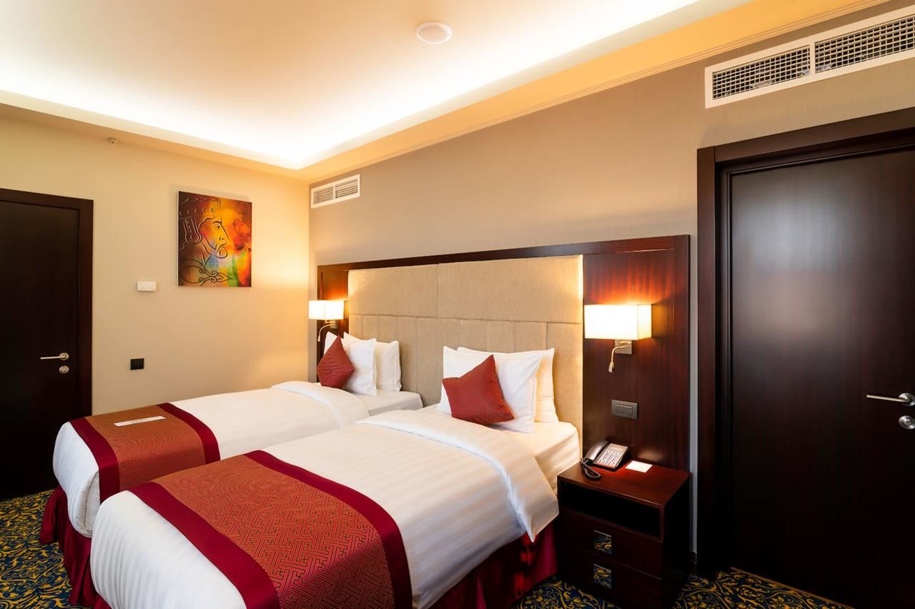Отель Ramada Hotel & Suites by Wyndham Yerevan Ереван-36