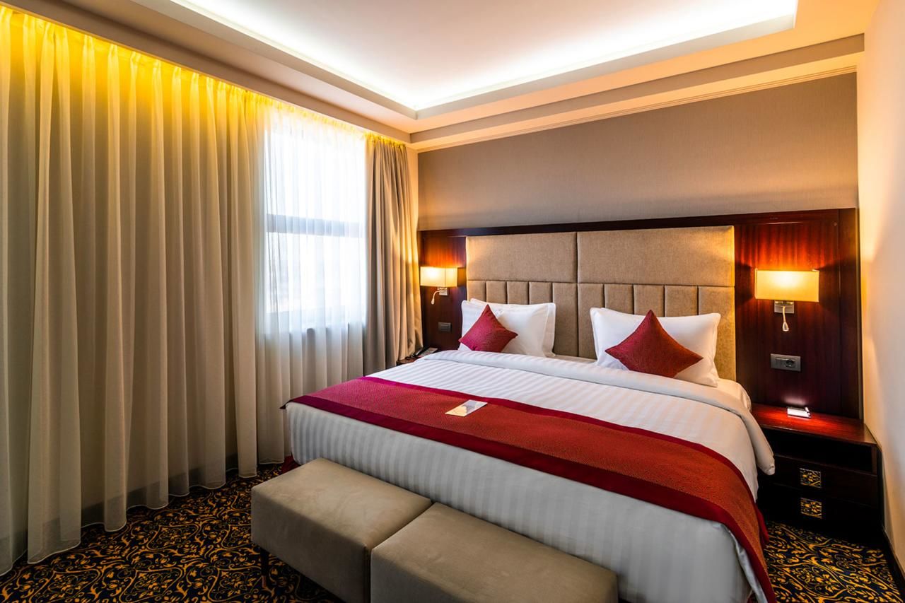 Отель Ramada Hotel & Suites by Wyndham Yerevan Ереван-37