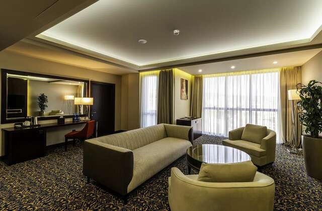 Отель Ramada Hotel & Suites by Wyndham Yerevan Ереван-34